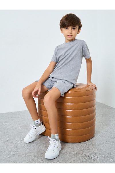 Styli Boys Grey Solid T-Shirt and Shorts Set