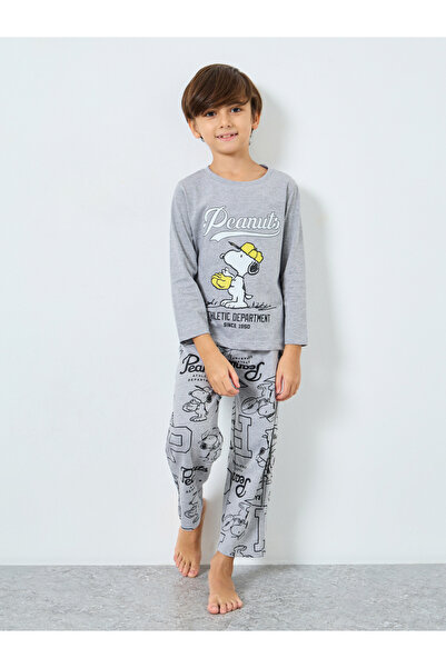 Styli Boys Snoopy Graphic Print T-Shirt and Pyjama Set