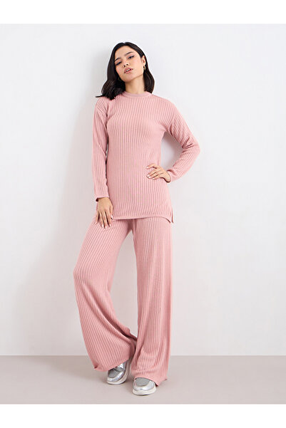 Styli Women Textured Knit Top and Pants Winter Modest Set