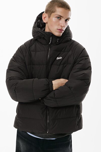 Pull & Bear Kapüşonlu şişme STWD mont