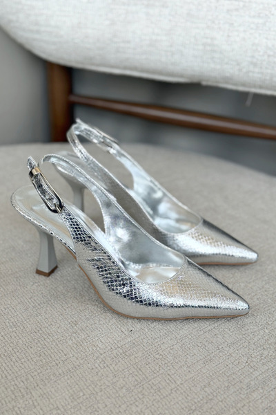 MODAADAM Kadın Ovis Sivri Topuklu Ayakkabı - Gümüş