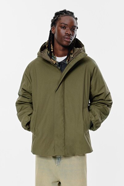 Pull & Bear Kapüşonlu dolgulu yağmurluk
