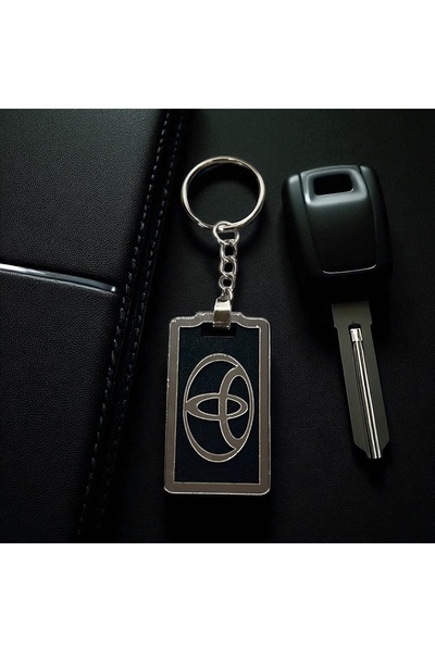 Pemina ميدالية مفاتيح سيارة تويوتا من الخشب المضغوط متوسط الكثافة بسماكة 3 مم مع تفاصيل من البليكسي