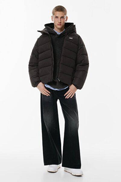 Pull & Bear Kapüşonlu şişme STWD mont