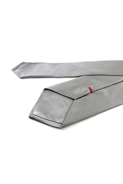 Kravatkolik Επίπεδη ιταλική μεταξωτή γραβάτα σε ανοιχτό γκρι στυλ Gosberton I.K2027