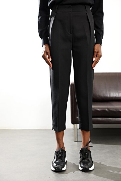 5in1Canpolat Black Crepe Carrot Pants 9796