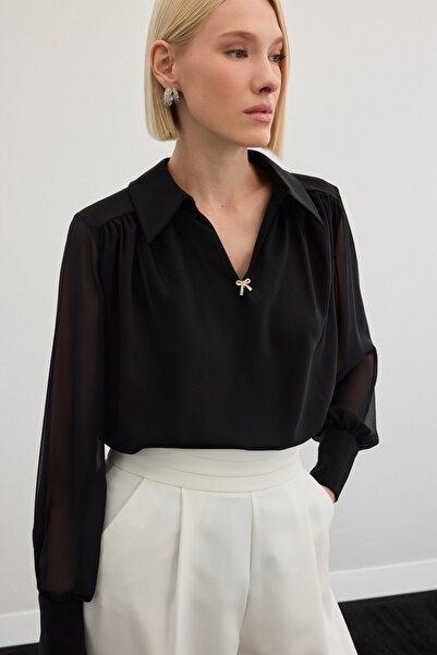 Sateen Aksesuarlı Salaş Bluz - Siyah