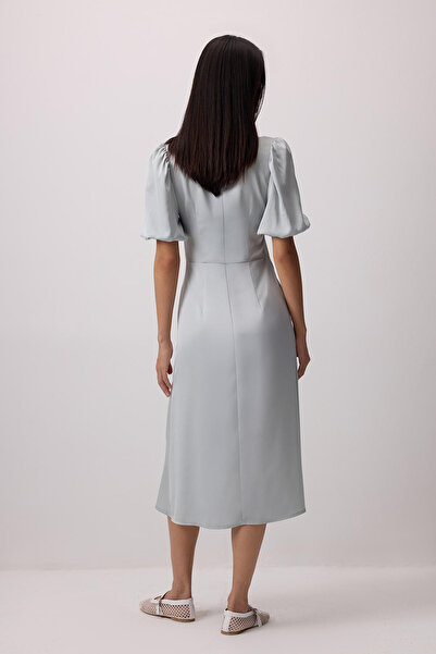 Touché Privé OMUZ BÜZGÜLÜ KISA KOLLU ELBİSE