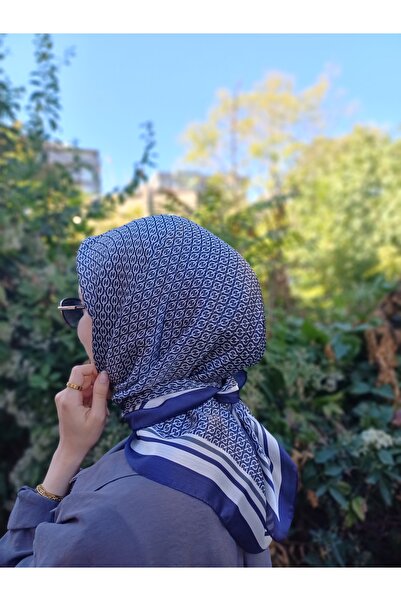 SK Scarfs Vual İpeksi Desenli İdol Eşarp