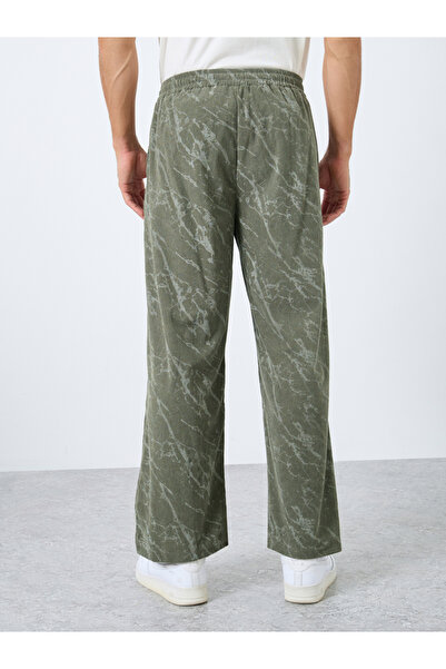 Styli Men Wide Leg Baggy Pants with Drawcord Waist