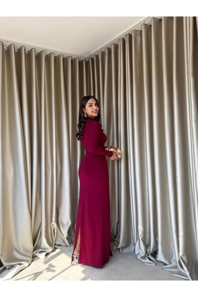 zoezoe YÜKSEK BOĞAZLI BELDE TASARIM KUŞAK DETALI UZUN DAVET ELBİSESİ