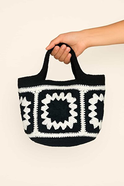 Ada Kostüm Tasarım Monochrome Star Knitted Handbag