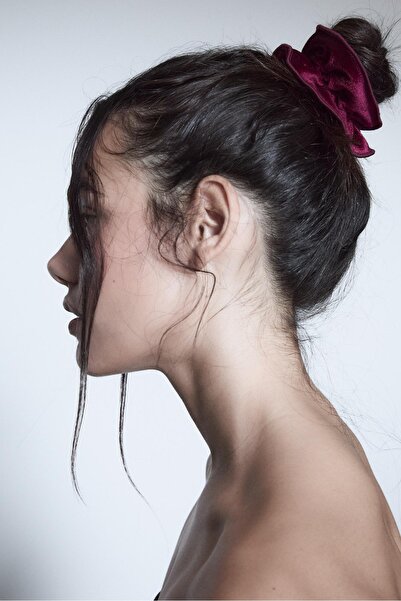 Stradivarius Set of 2 velvet scrunchies