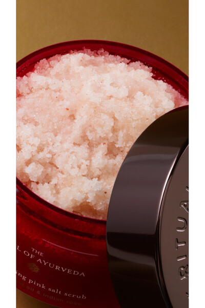 Rituals Exfoliant corporal Ritualul Ayurveda Exfoliant corporal, 300 gr