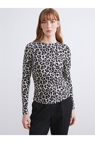 LC Waikiki Sparkling Choices from Shining Store |   Crew Neck Leopard Print Blouse