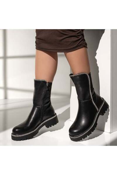 Modlet.ro Women's black boots with zipper and metallic details MOD12350