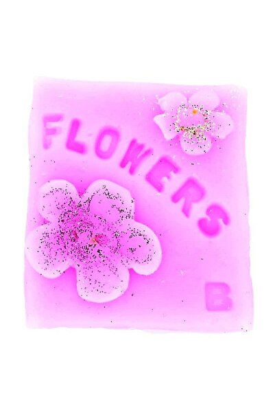 Bomb Cosmetics Ceara creativa parfumata Raining Flowers arome hippy 16 g