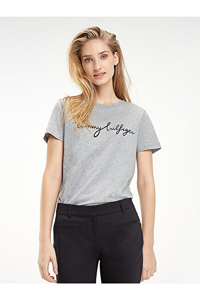 Tommy Hilfiger Women's Heritage Crew Neck Logo T-Shirt