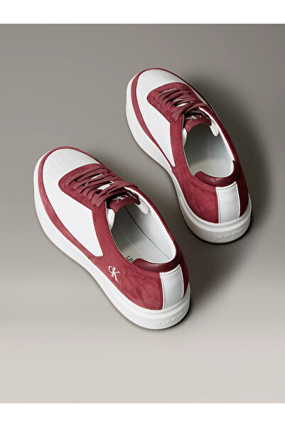 Calvin Klein Erkek Düşük Bilekli Yüksek Taban Nefes Alabilen Üst Yüzeyli Deri Beyaz-Kırmızı Sneaker YM0YM01354-0K
