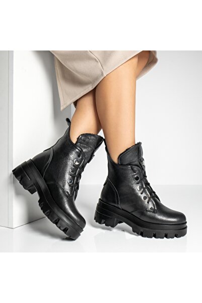 BMoD Ghete de damă din piele neagră strălucitoare cu șireturi MOD12421