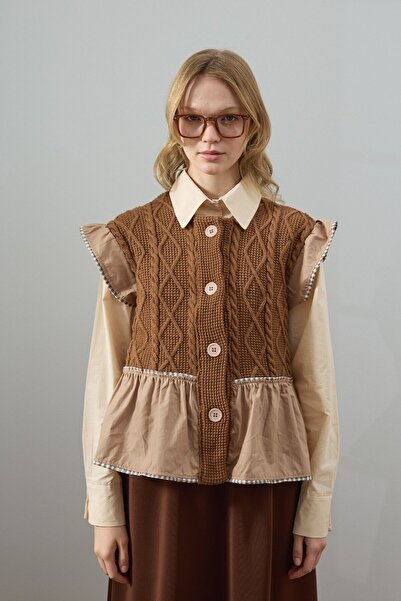 Ceylan Otantik Milky Coffee Ruffled Knitwear Vest & Bitter Coffee Scuba Skirt Set