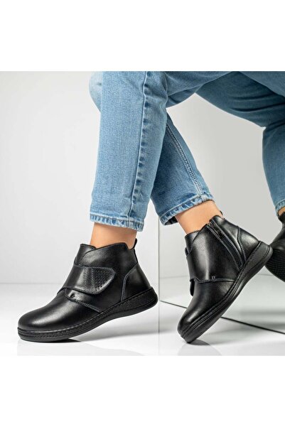 Modlet.ro Women's black leather ankle boots with hook-and-loop straps and zip...