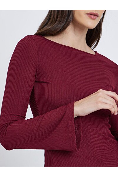 Styli Ribbed Knitted Bell Sleeve Top