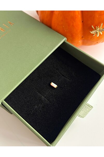 Miltonia Opal Taşlı Dikdörtgen 925s Gümüş Tragus