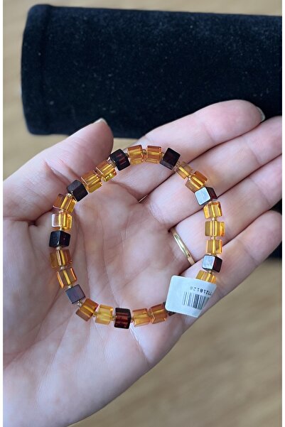 KEHRİBAR TUTKUSU Kehri̇bar Bi̇lekli̇k Küp Özel Kesi̇m