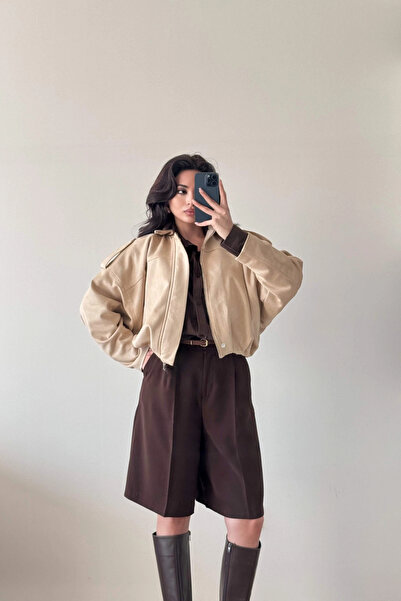 Eka Pantaloni scurți oversize maro pentru femei 1017-4142