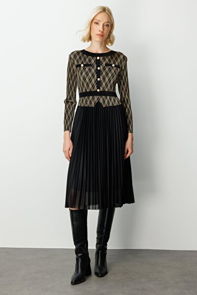 Ekol Akordiyon Kumaş Süs Düğmeli Elbise