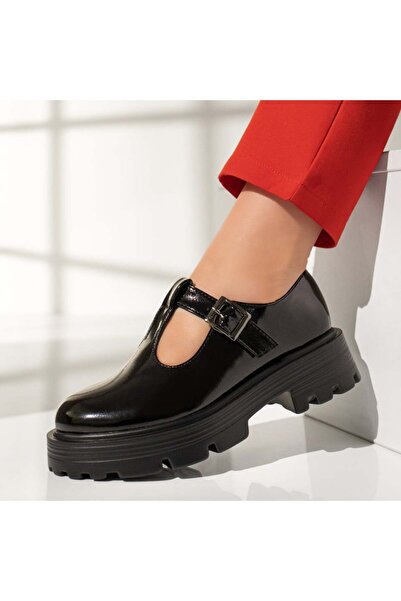 Modlet.ro Γυναικεία μαύρα παπούτσια με αγκράφα MOD12960