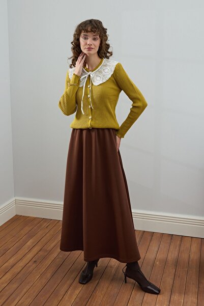 Ceylan Otantik Oil Green White Collar Knitwear Cardigan & Bitter Brown Scuba Skirt Set