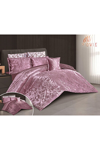 SNOOZYL Luxury royal double hotel bedspread made of soft velvet and fur to give you warmth and comfort