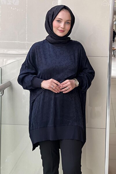 Nuss Vegan Silk Tunic with Ribbed Front