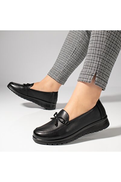 Modlet.ro Γυναικεία μαύρα δερμάτινα casual παπούτσια με φιόγκο MOD11990