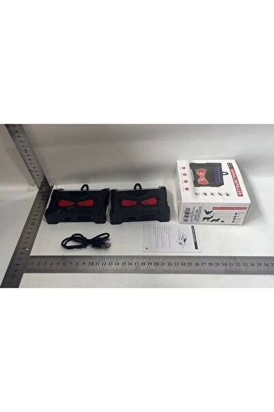 Flippy Set of 2 Solar LED Ultrasonic Repellents Flippy, Red/White Light, 9-36 kHz, Black