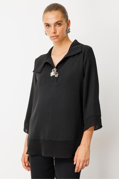 Moda İlgi Modailgi Takma Kol Geniş Yaka Broş Detaylı Bluz - 40002 Siyah