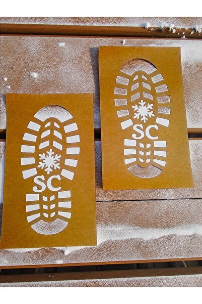 Armada Πρωτοχρονιάτικο καλούπι για αποτύπωμα ποδιών Άγιου Βασίλη – Σετ 2 στένσιλ από χαρτόνι Kraft με χιονονιφάδες και γράμματα SC (11×25 cm)
