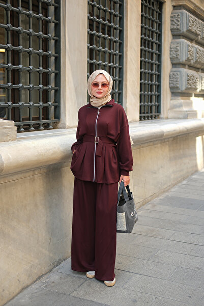 LOCCO Women's Pleated Detailed Buckle Suit Burgundy