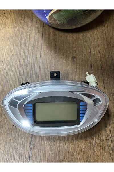 Kuba Space 50 kilometre saati ( ekran )