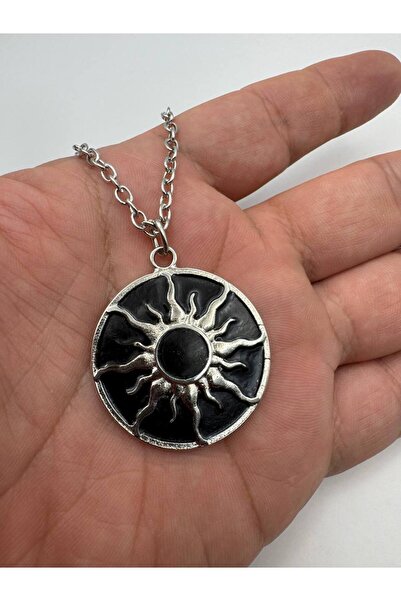 Yuchicly قلادة للرجال والنساء بتصميم الشمس السوداء - غامضة وعصرية