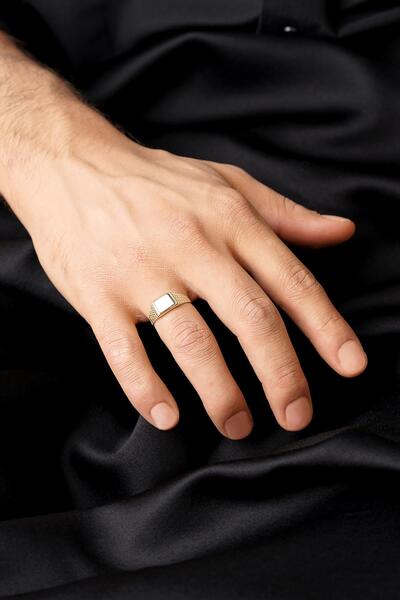 Fiyonk Kuyumculuk 14 Ayar Altın Küp İşlemeli Şövalye Erkek Yüzük