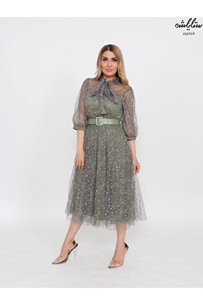 Stylish Elegant tulle midi dress in olive green