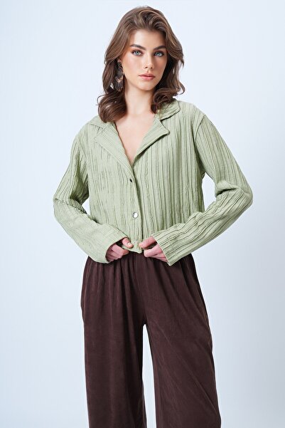 VAGGON Women's Green Double Button Deep V Neck Textured Crop Jacket Vs01180