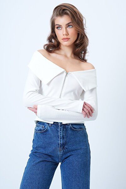 VAGGON Women's White Carmen Collar Zipper Detailed Ottoban Blouse Vs01187