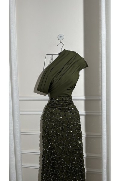 EVENTTANA Olive green sequined evening dress by Eventana
