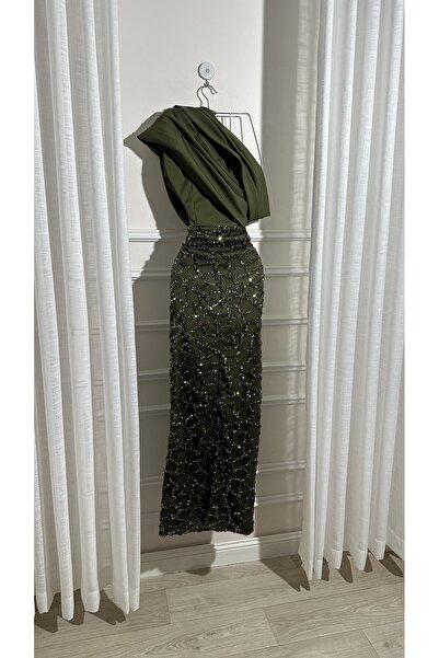 EVENTTANA Olive green sequined evening dress by Eventana
