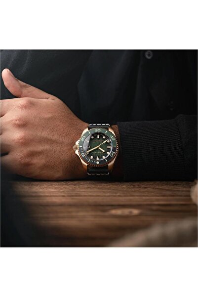 SPINNAKER Sp-5060-0B Men's Wristwatch