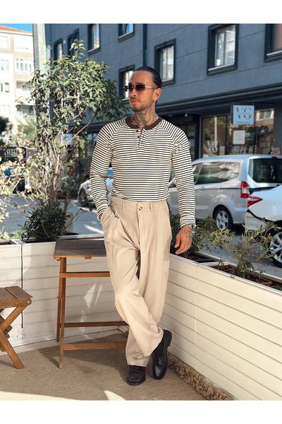 manch collection Φούτερ με ριγέ γιακά με κουμπιά εκρού-καφέ